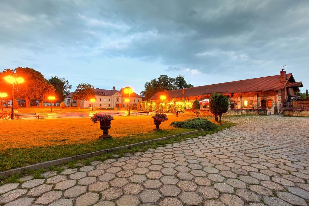 Hotel Na Podzamczu Tarnowskie Góry Exterior foto