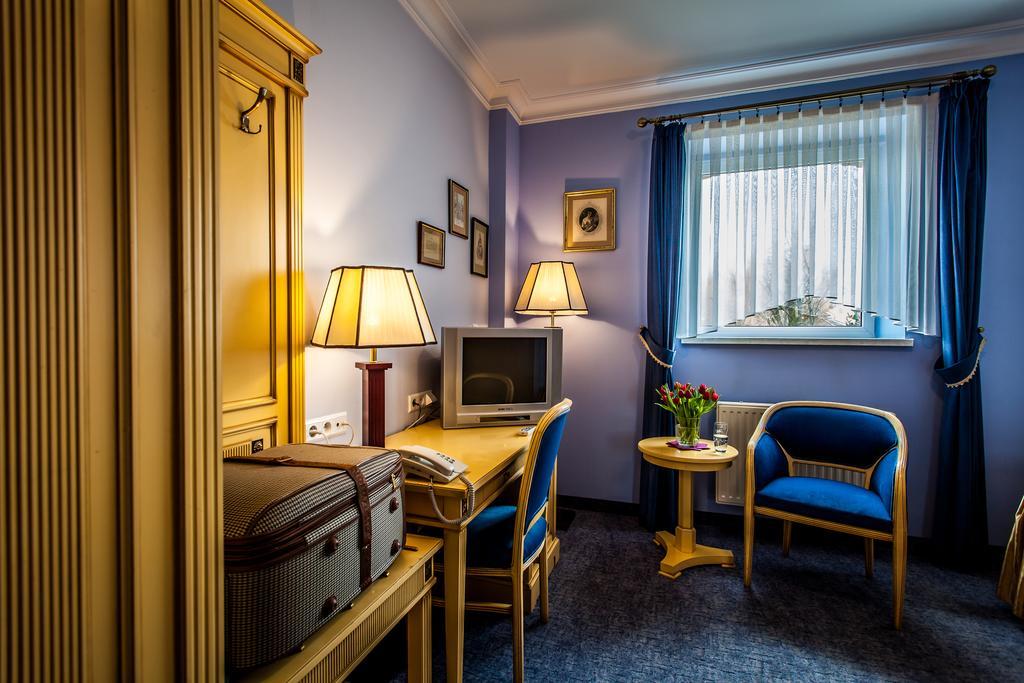 Hotel Na Podzamczu Tarnowskie Góry Quarto foto
